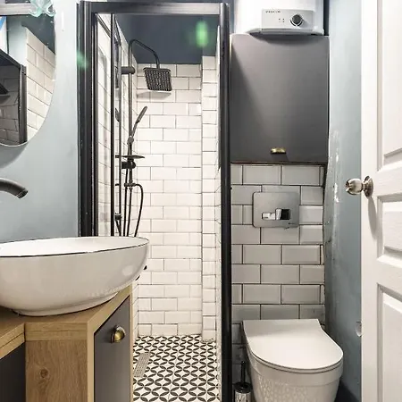 And Modern Flat 5 Min To Taksim Square Lägenhet Istanbul