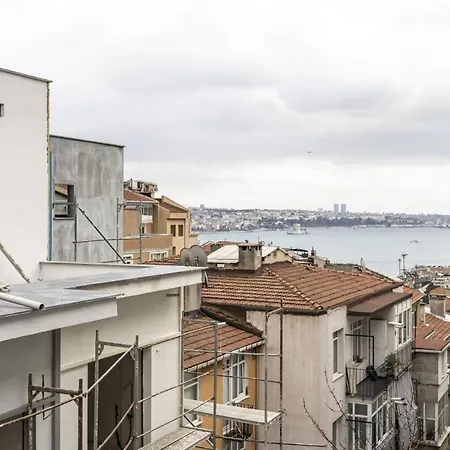 And Modern Flat 5 Min To Taksim Square * Istanbul