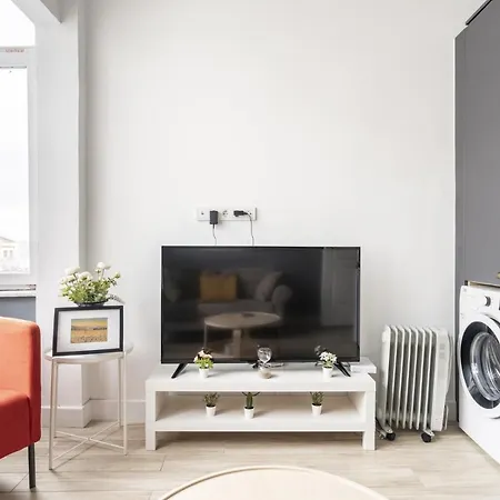 And Modern Flat 5 Min To Taksim Square Apartment